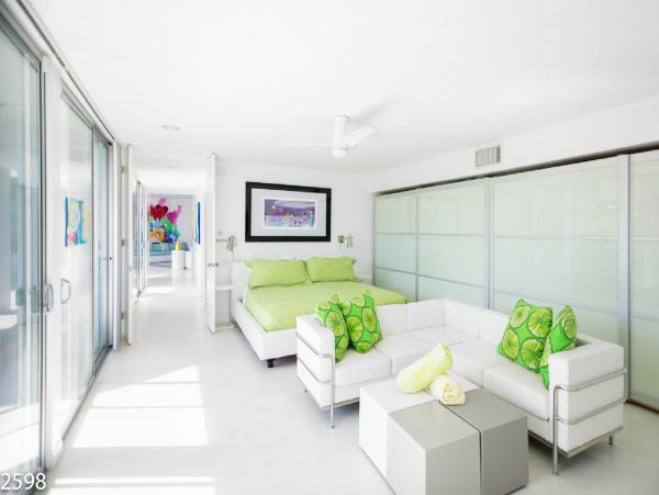 Palm Springs Home 948528