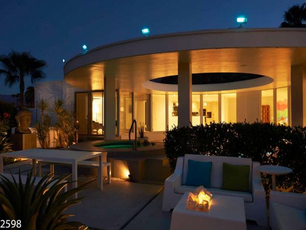 Palm Springs Home 948528