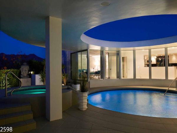 Palm Springs Home 948528