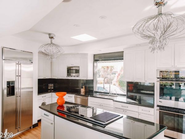Palm Springs Home 948528