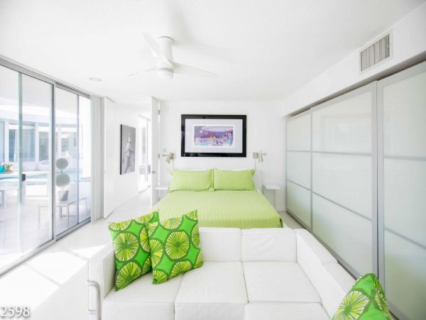 Palm Springs Home 948528