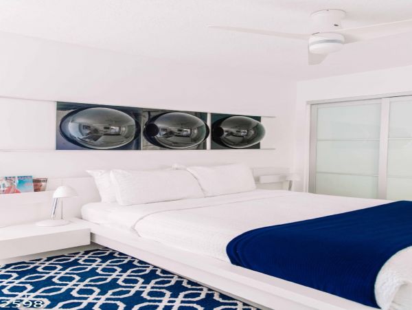 Palm Springs Home 948528