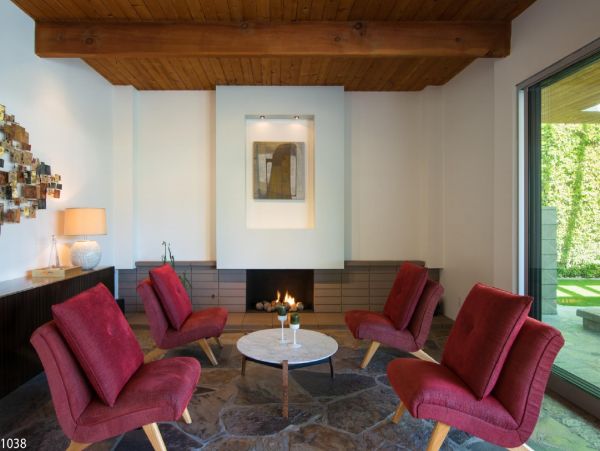 Palm Springs Home 948529