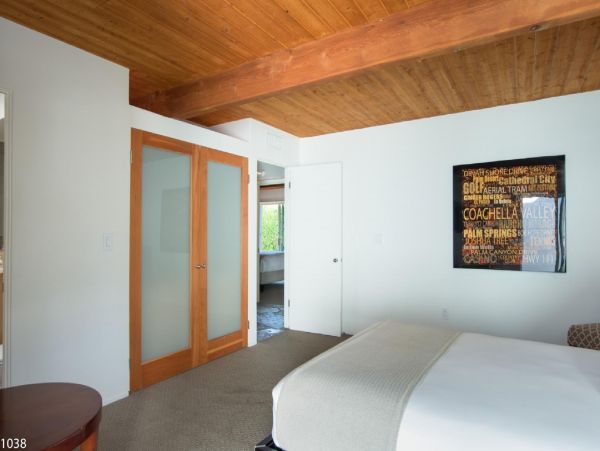 Palm Springs Home 948529