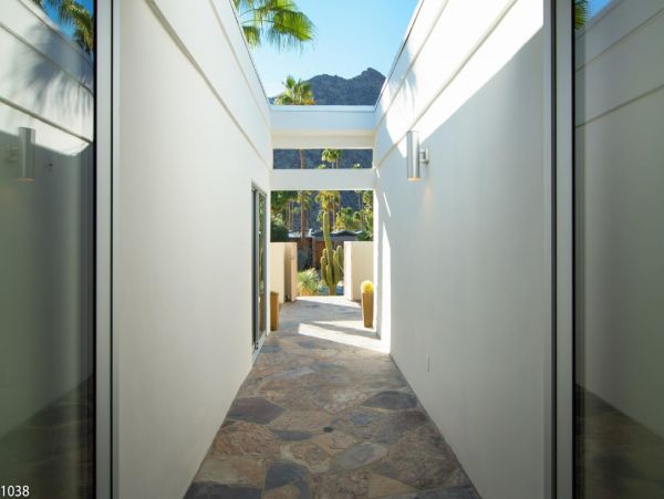 Palm Springs Home 948529