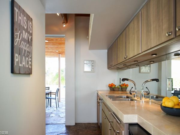Palm Springs Home 948529