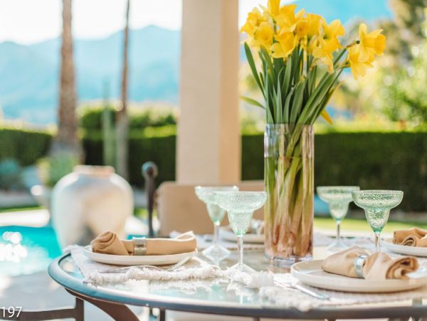 Palm Springs Home 948530