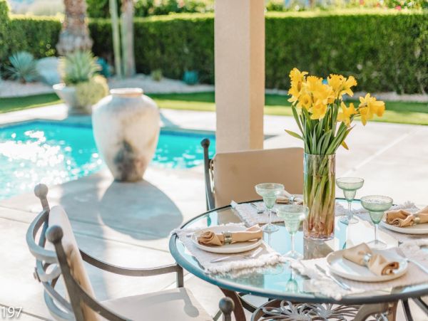 Palm Springs Home 948530