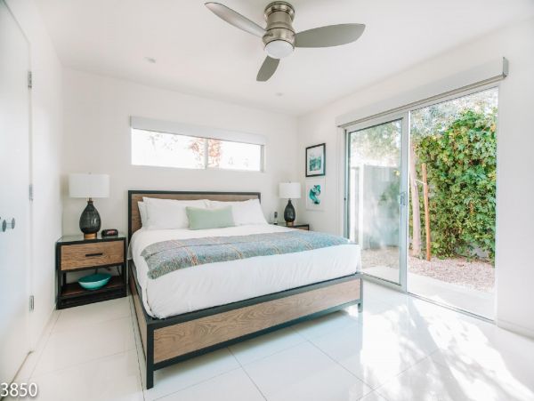 Palm Springs Home 948532