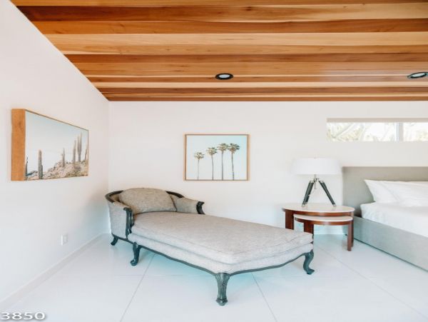 Palm Springs Home 948532