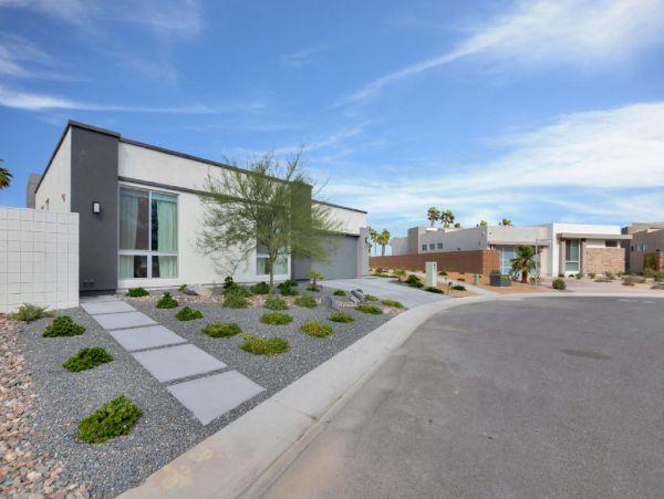 Palm Springs Home 948533