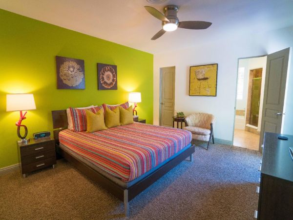 Palm Springs Home 948534