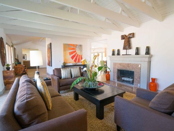 Palm Springs Home 948534