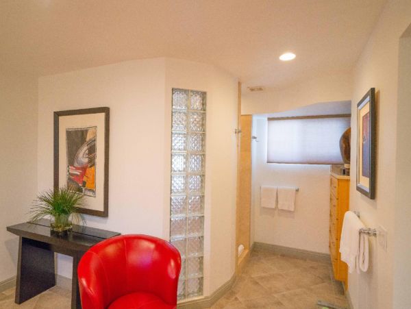 Palm Springs Home 948534