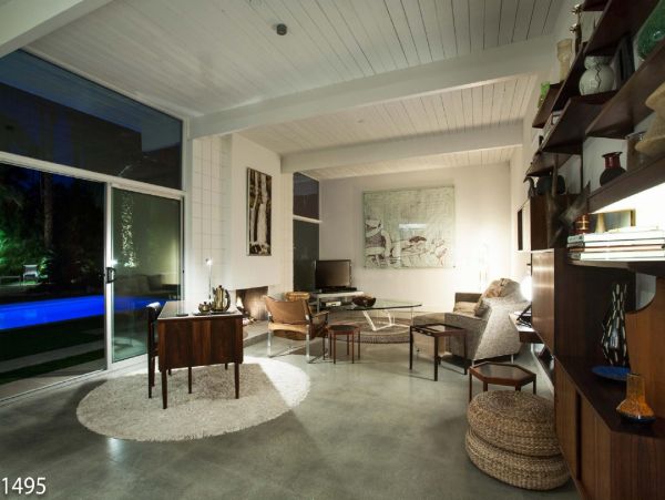 Palm Springs Home 948535