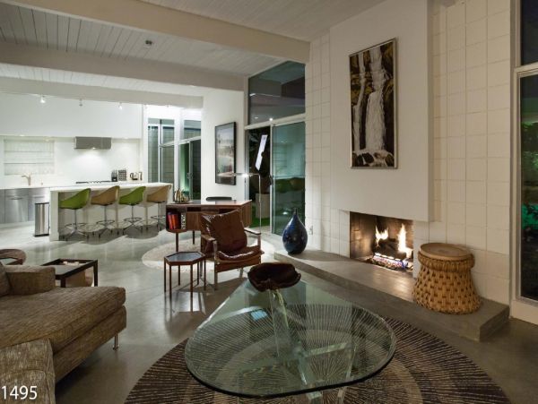 Palm Springs Home 948535