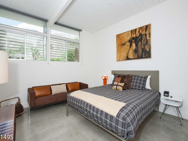 Palm Springs Home 948535