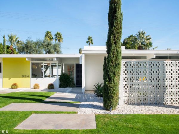 Palm Springs Home 948536