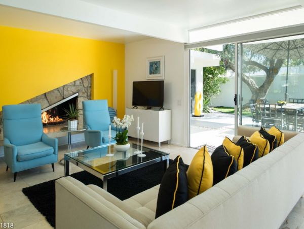 Palm Springs Home 948536