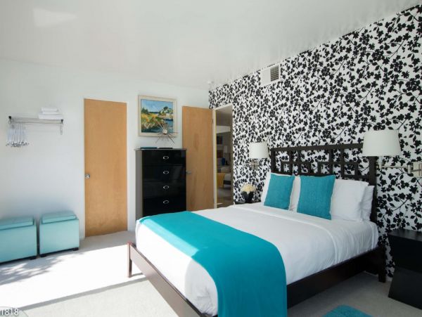 Palm Springs Home 948536