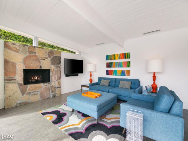 Palm Springs Home 948539