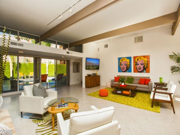 Palm Springs Home 948540