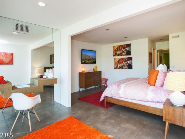Palm Springs Home 948540