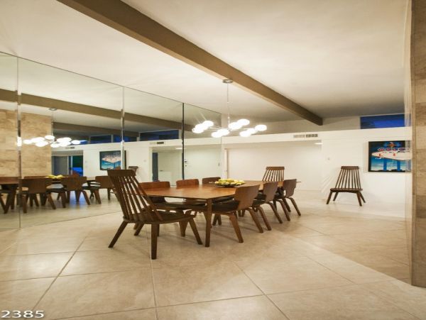Palm Springs Home 948540
