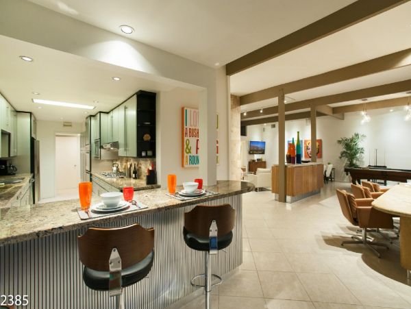 Palm Springs Home 948540