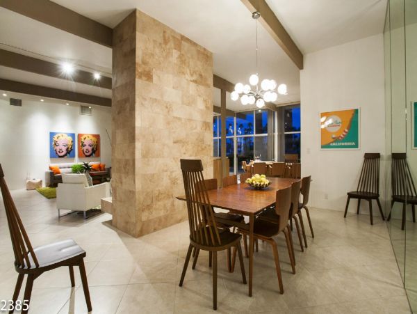 Palm Springs Home 948540