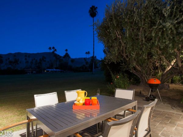 Palm Springs Home 948540