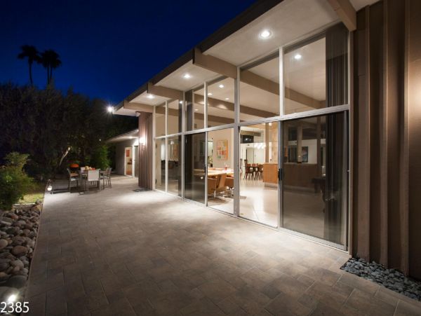 Palm Springs Home 948540