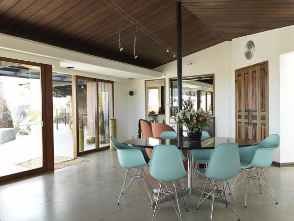 Palm Springs Home 948541