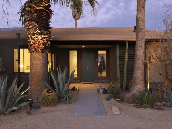 Palm Springs Home 948541