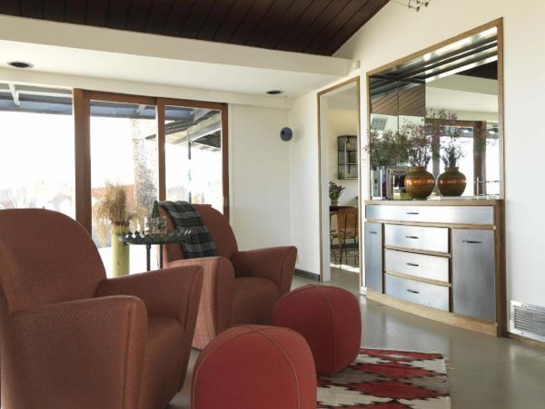 Palm Springs Home 948541