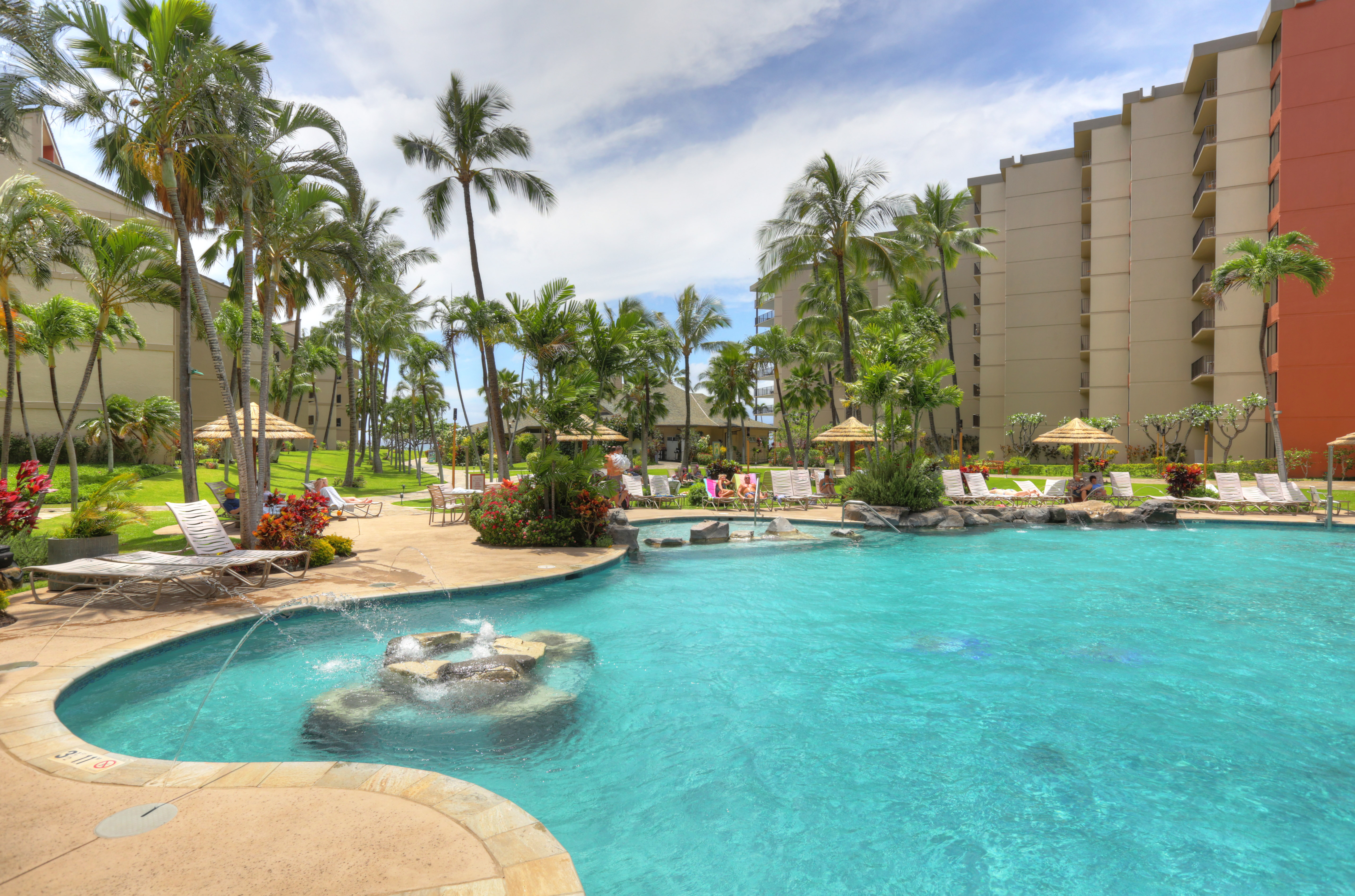 Oceanfront Lahaina Vacation Condo Three Bedroom + Loft