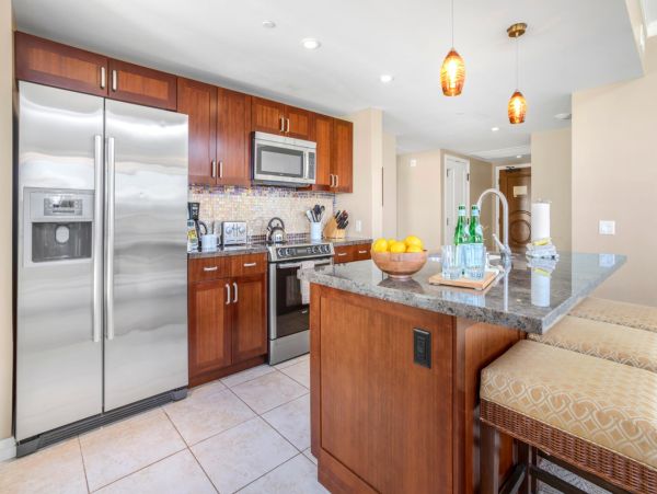Kaanapali Oceanfront Two Bedroom Vacation Rental Condo