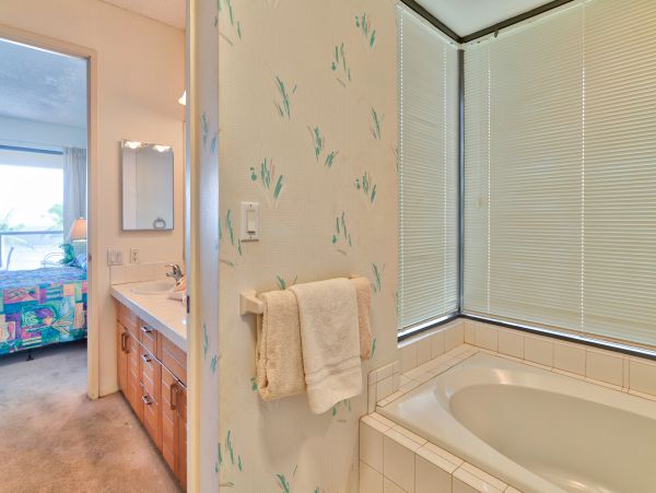Kahana Condo 948636