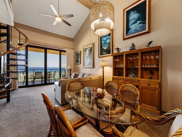 Kaanapali Oceanfront 3 Bedroom Vacation Condo with Great Amenities