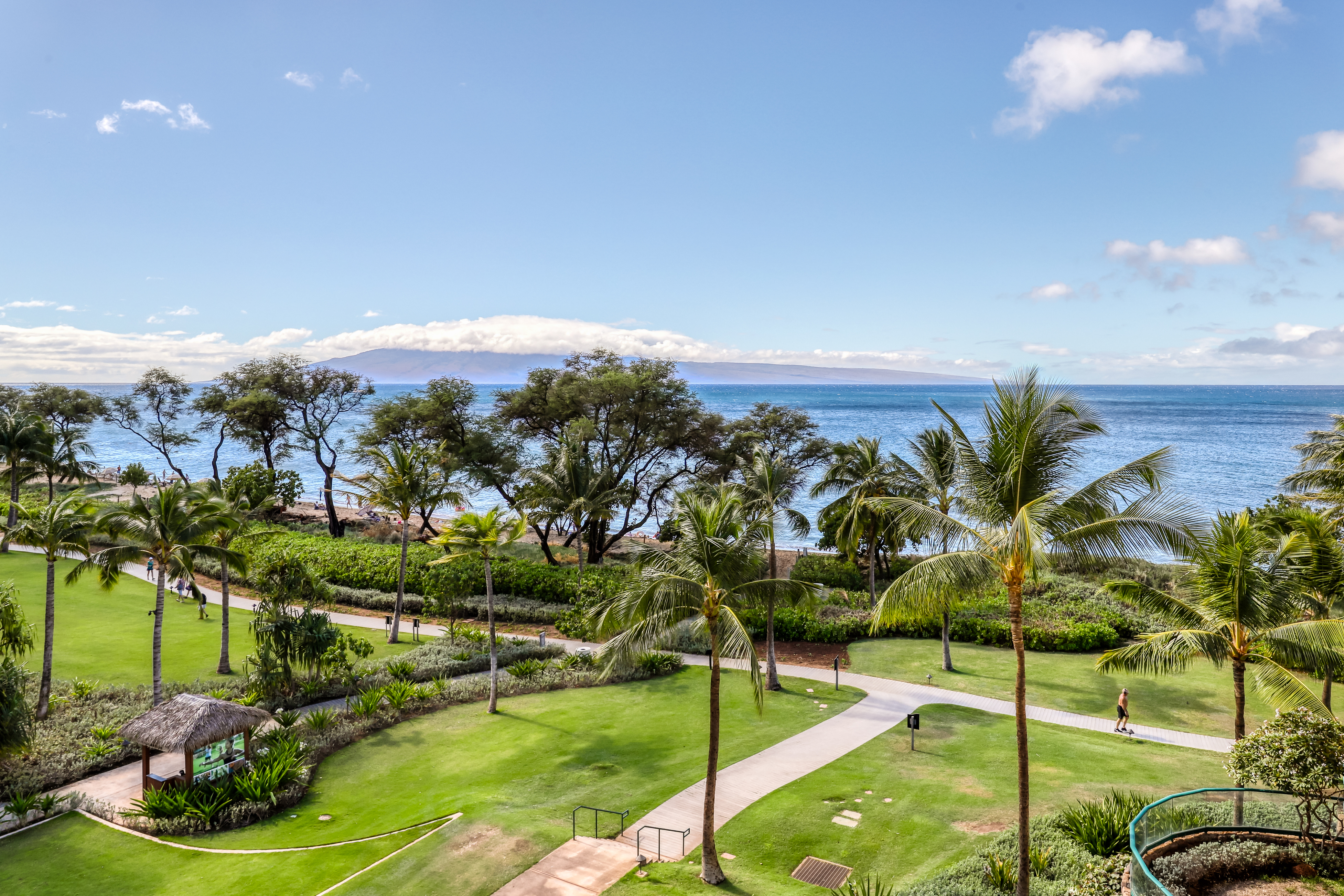 LAHAINA 3 BEDROOM BEACHFRONT CONDO