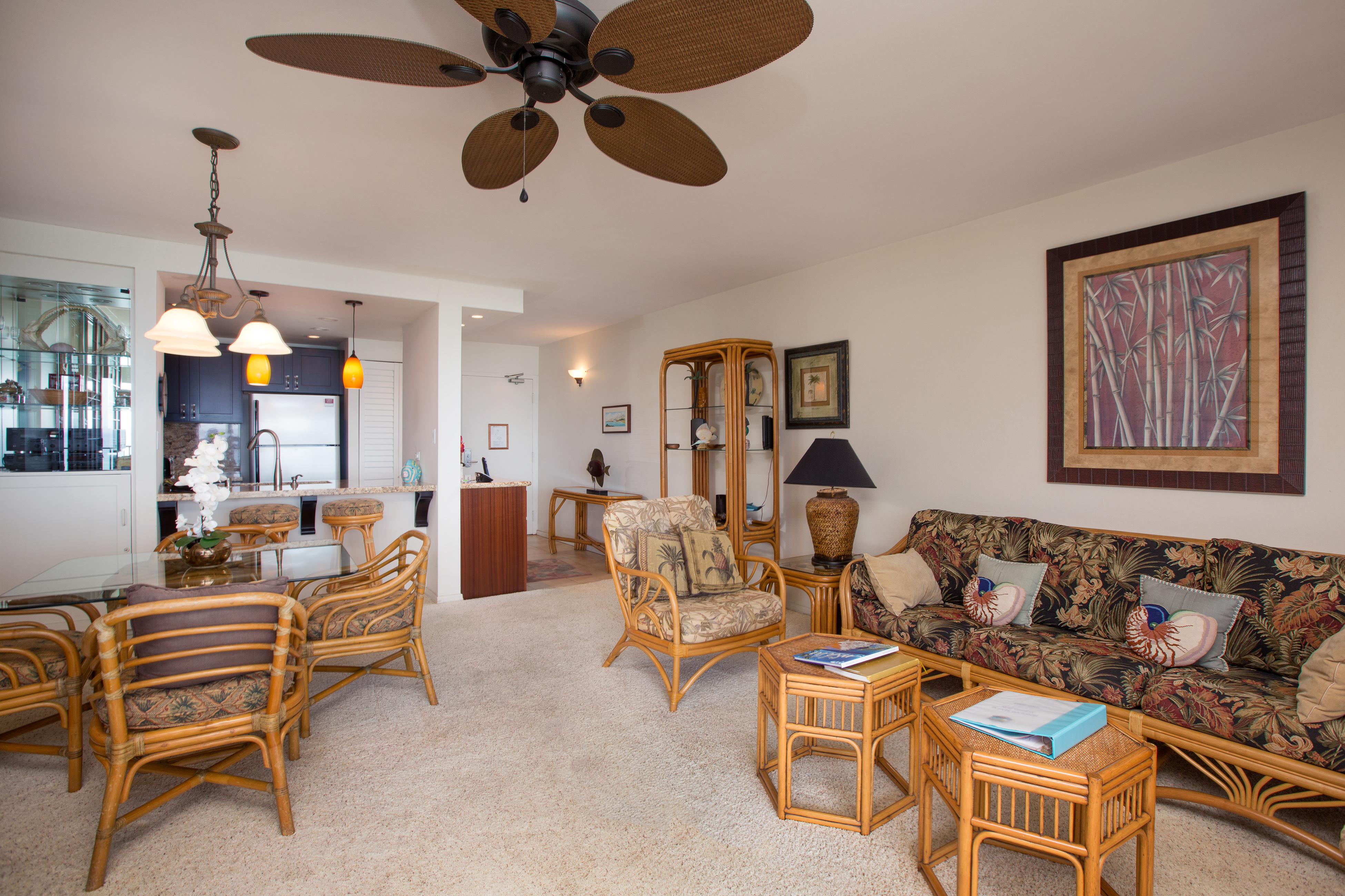 LAHAINA 2 BEDROOM CONDO WITH OCEAN VIEW