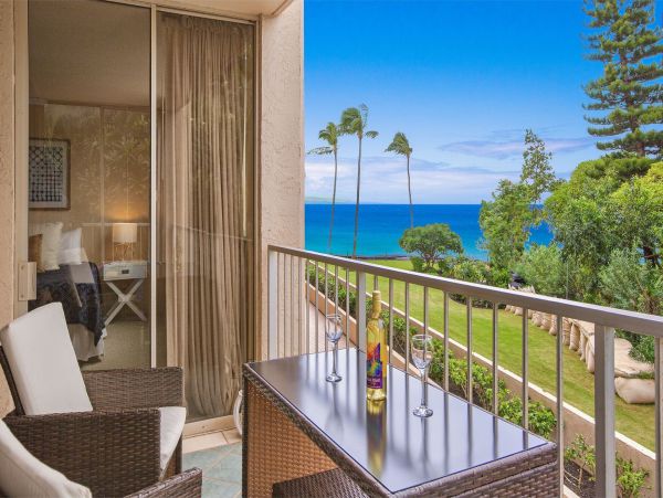 Maui Oceanfront 2 Bedroom Condo Pure Delight