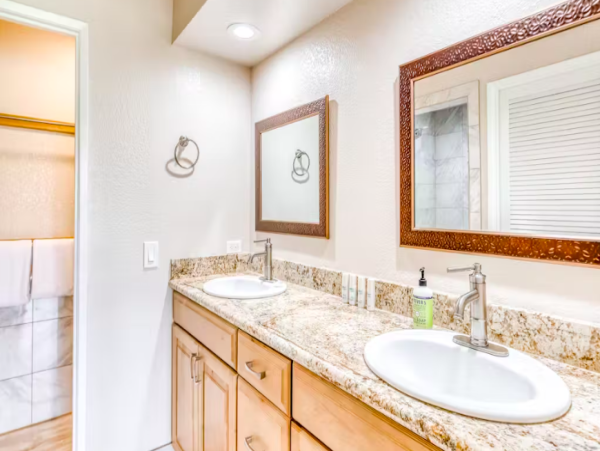 Oceanview Condo with Pool, Hot Tub, and Golf Course Views in Wailea