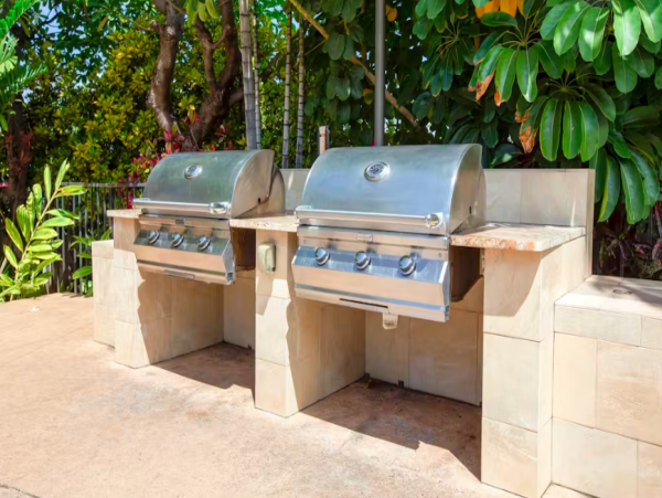 Oceanview Condo with Pool, Hot Tub, and Golf Course Views in Wailea