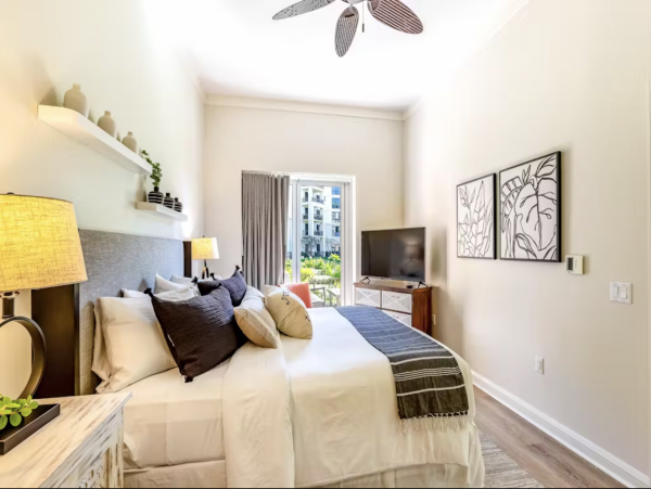 Ground Floor Condo w/lanai - Near Beaches & Golf