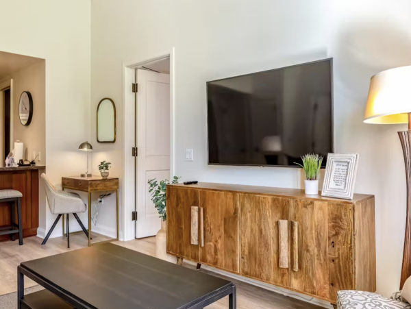 Ground Floor Condo w/lanai - Near Beaches & Golf
