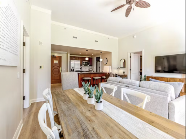 Ground Floor Condo w/lanai - Near Beaches & Golf
