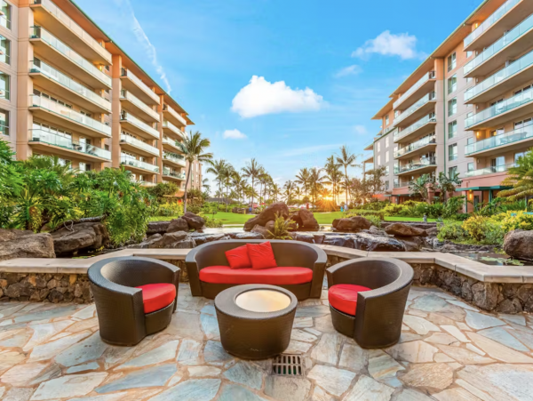 Ground Floor Condo w/lanai - Near Beaches & Golf