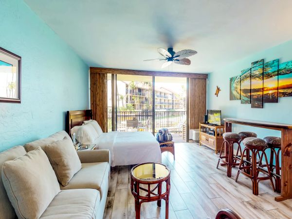 Studio Beachside Maui Rental NEW ARRIVAL.