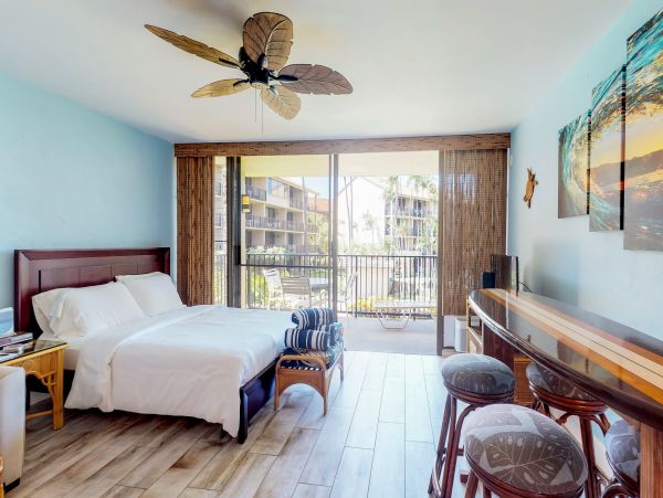 Studio Beachside Maui Rental NEW ARRIVAL.